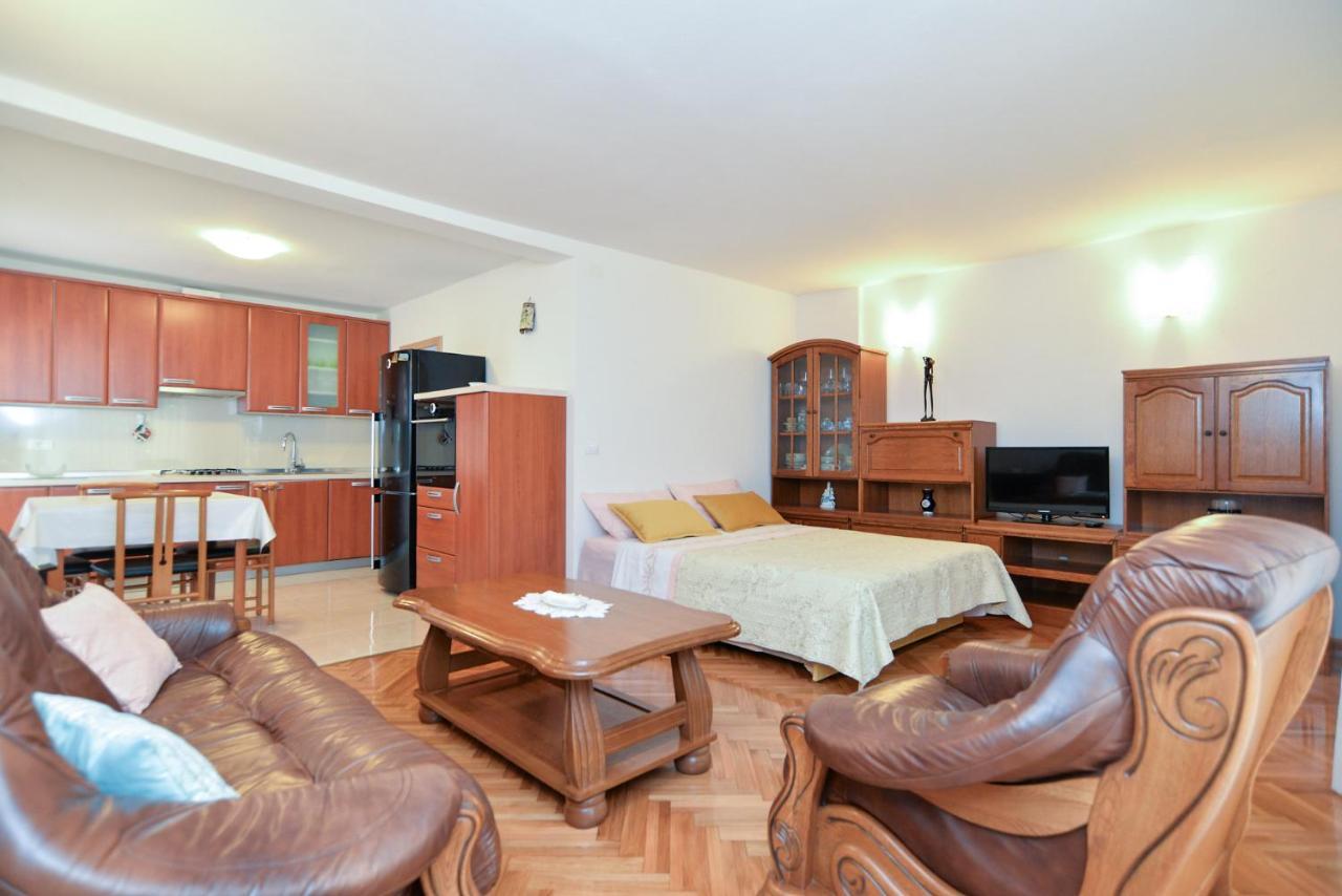 Apartment Snjezana 1064 Rovinj Extérieur photo